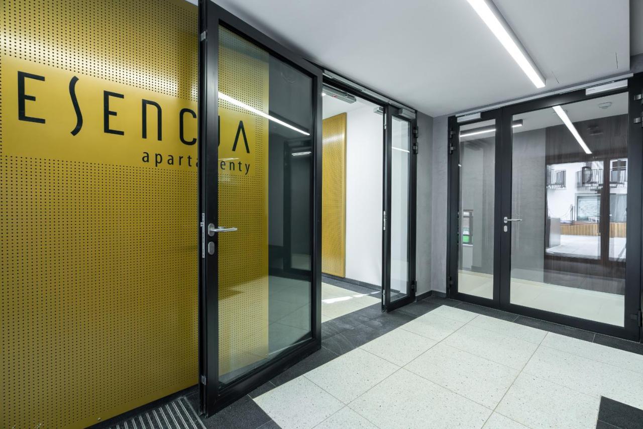 Esencja Apartments With Free Parking Garbary 104 By Noclegi Renters Poznań Zewnętrze zdjęcie